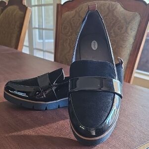 Dr. Scholl's Black Patent Loafers for Women